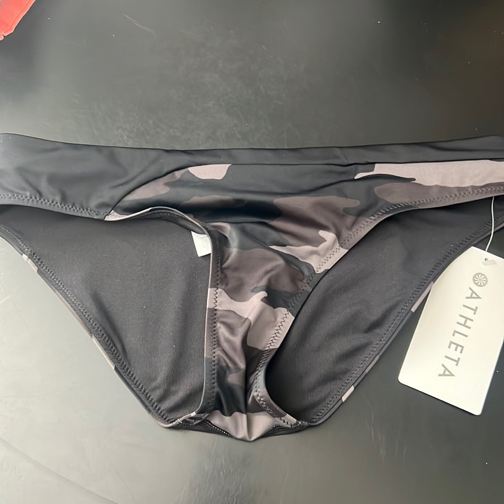 Athleta Freestyle Camo Full Bikini Bottom size S